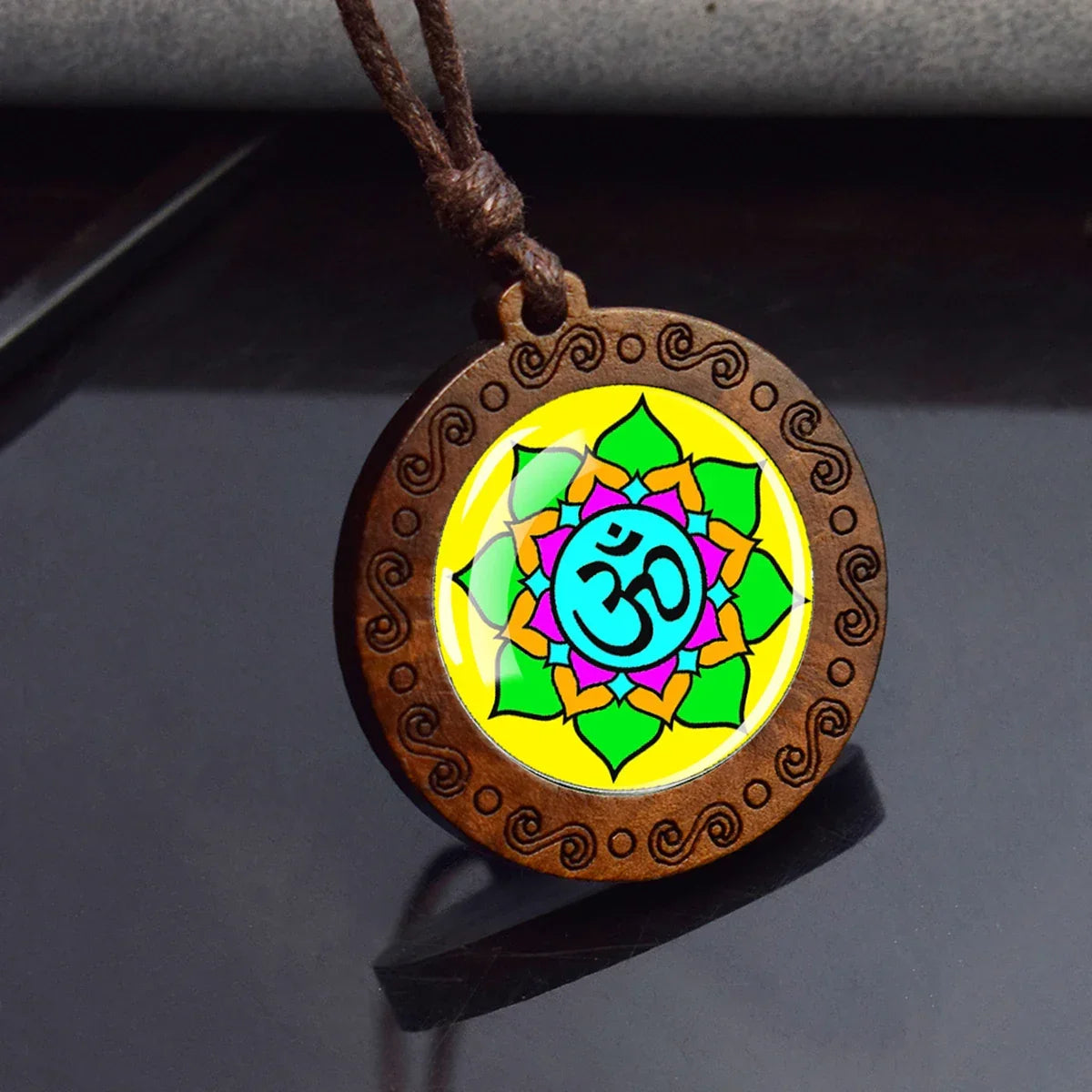 Hinduism Om Symbol Wood Glass Pendant Necklace Yoga Meditation Jewelry