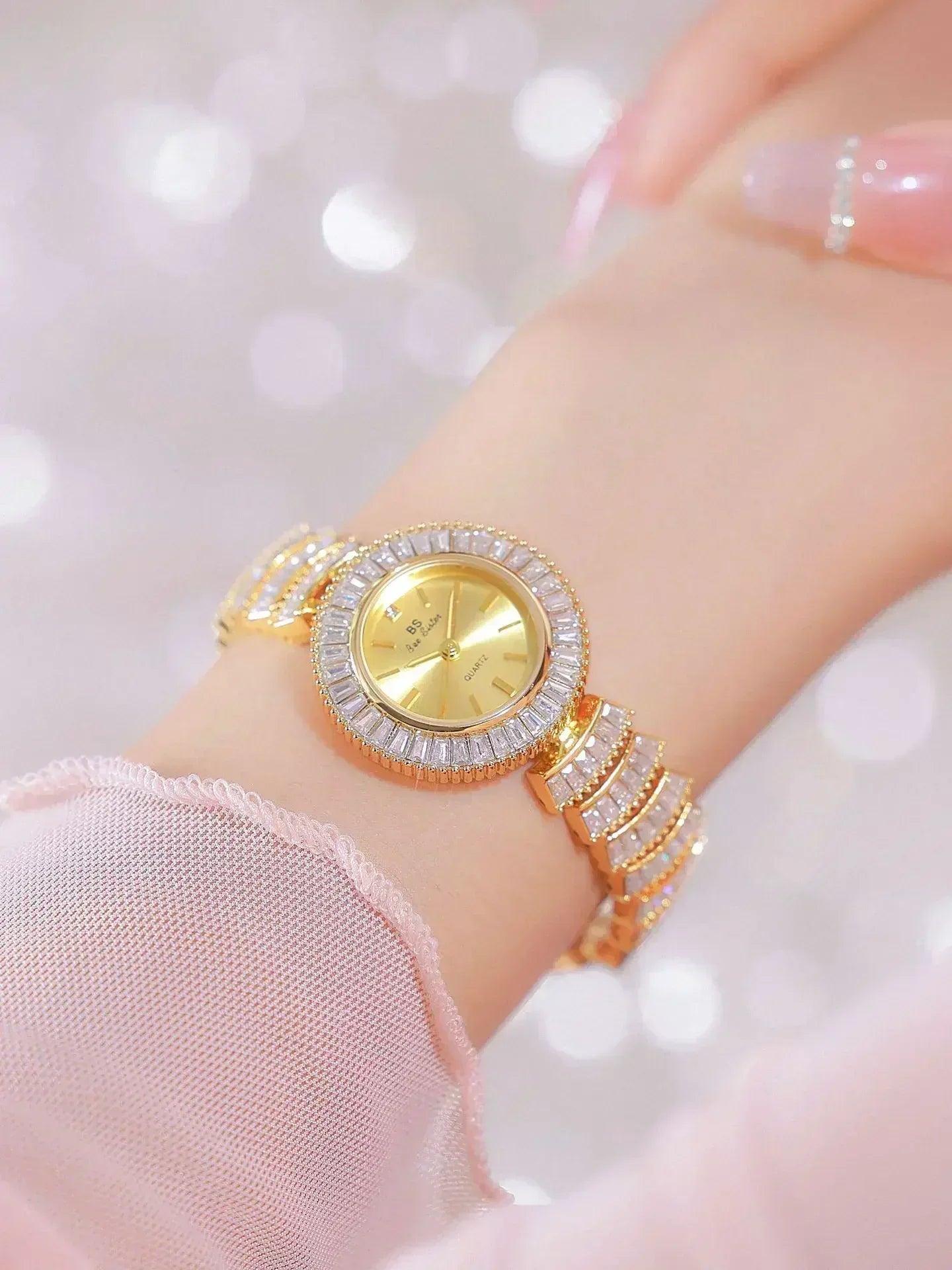 High-end luxury woman watch full diamond gold silver bracelet women fashion quartz wristwatches ladies rhinestone clock