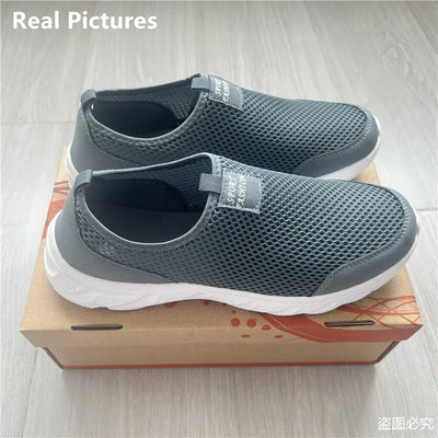 Summer Sneakers Men Shoes Breathable Mesh Lightweight Walking Casual Shoes Slip-On Driving Men's Loafers Zapatos Casuales