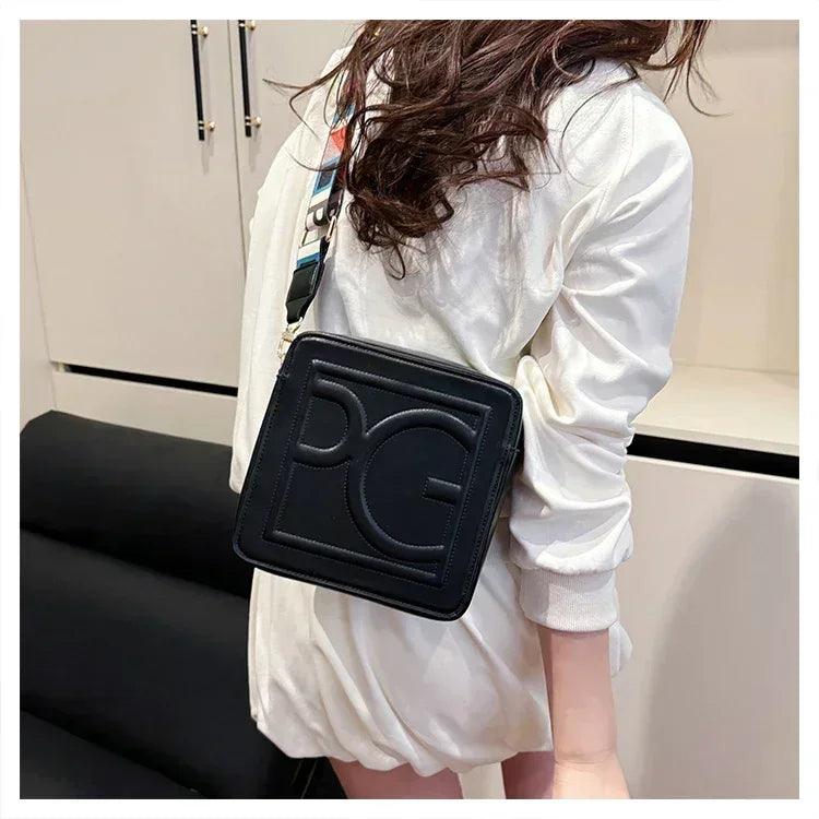 Classic designer shoulder bag for ladies - high-quality leather handbags versatile tote bags & chic crossbody