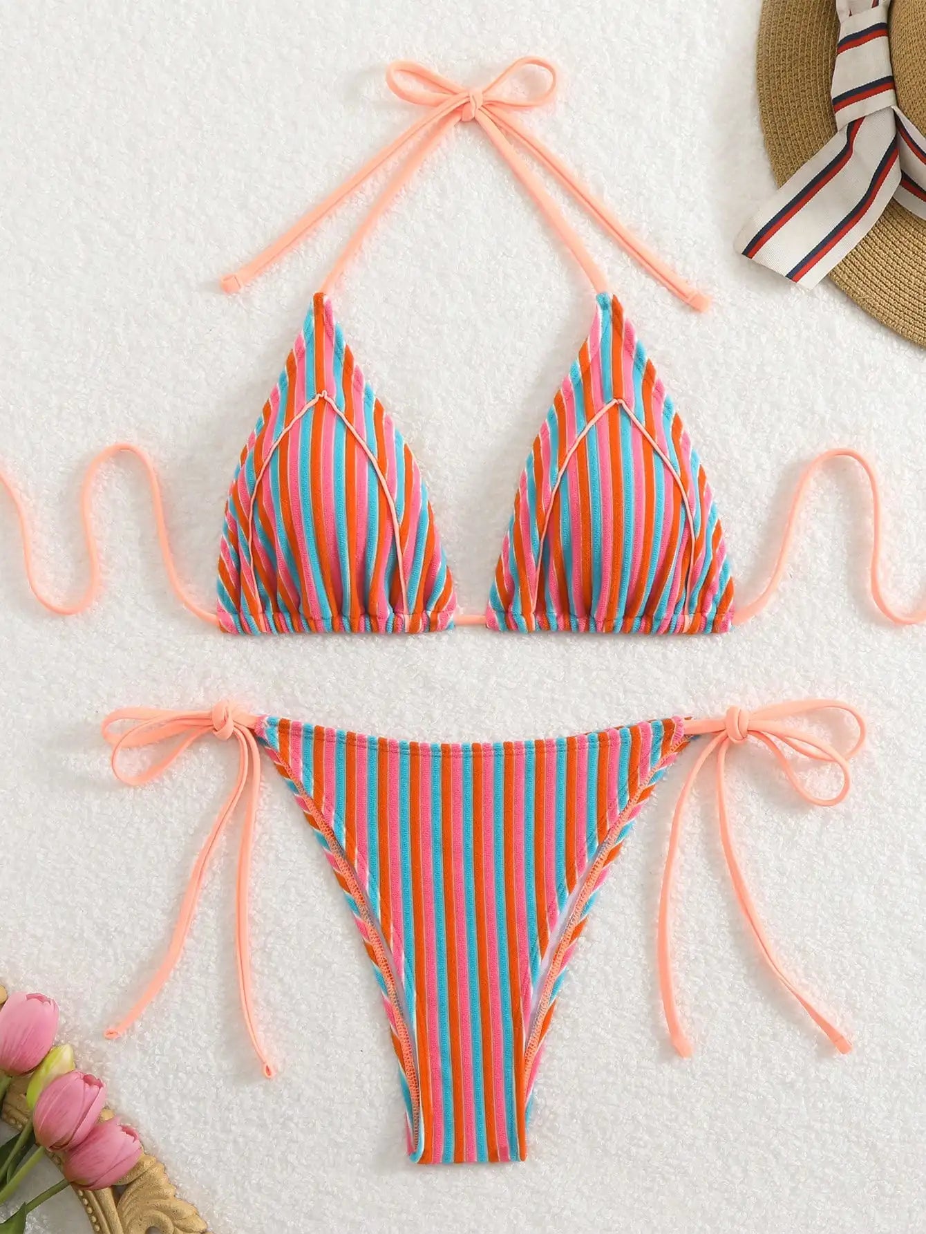 Summer beach fashion texture fabric sexy halterneck bikini suit, ins style, suitable for vacations, festivals, beach parties