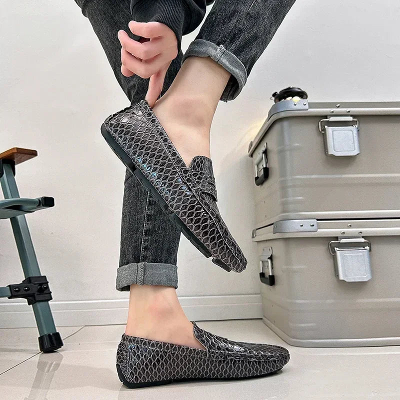 New Loafers Men Handmade Leather Dress Shoes Man Driving Flats Slip on Luxury Comfy Moccasins Black Party Shoes for Men