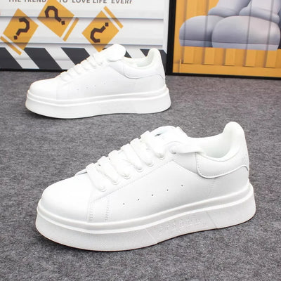 Designer 2025new casual sports shoes for men, black breathable tennis shoes for women, fashionable and versatile white shoes
