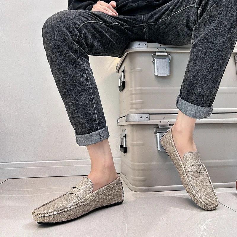 New Loafers Men Handmade Leather Dress Shoes Man Driving Flats Slip on Luxury Comfy Moccasins Black Party Shoes for Men