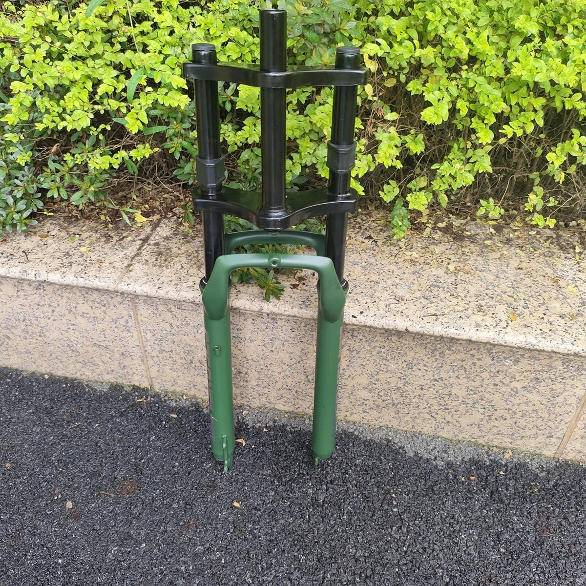 Double Shoulder  26X4.0 Snow Bike Front Fork  Steel  Beach Bicycle Fork    135mm Dropout  Fat Bike Suspension