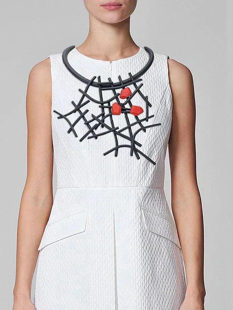 Fashion designer luxury necklaces women handmade gothic pendant necklace rubber jewelry wooden accessories statement