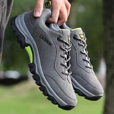 Outdoor Mountain Hiking Boots 2025 Autumn New Men's Non Slip Climbing Trekking Walking Hunting Tactical Rubber Sneakers