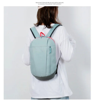 Mountaineering bag large capacity simple all-matching, fashionable, lightweight travel backpack, water splash resistant backpack