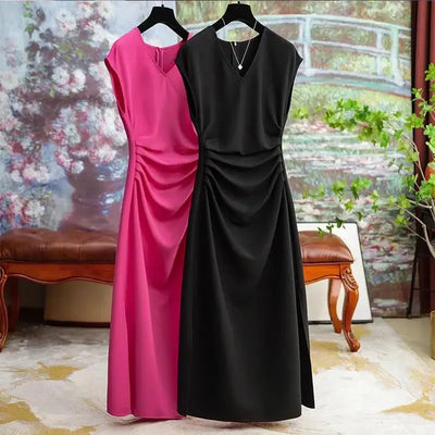 Little black dress with French waist cinching for slimming and high-end Hepburn style formal occasion dress for women in summer