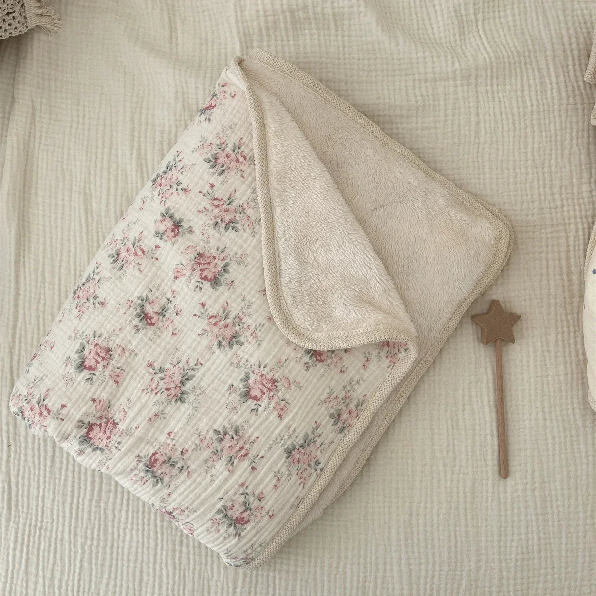 Fleece Winter Baby Blanket for Newborn Swaddle Bedding Velvet Muslin Cotton Blanket New Born Kids Blanket Mother Kid