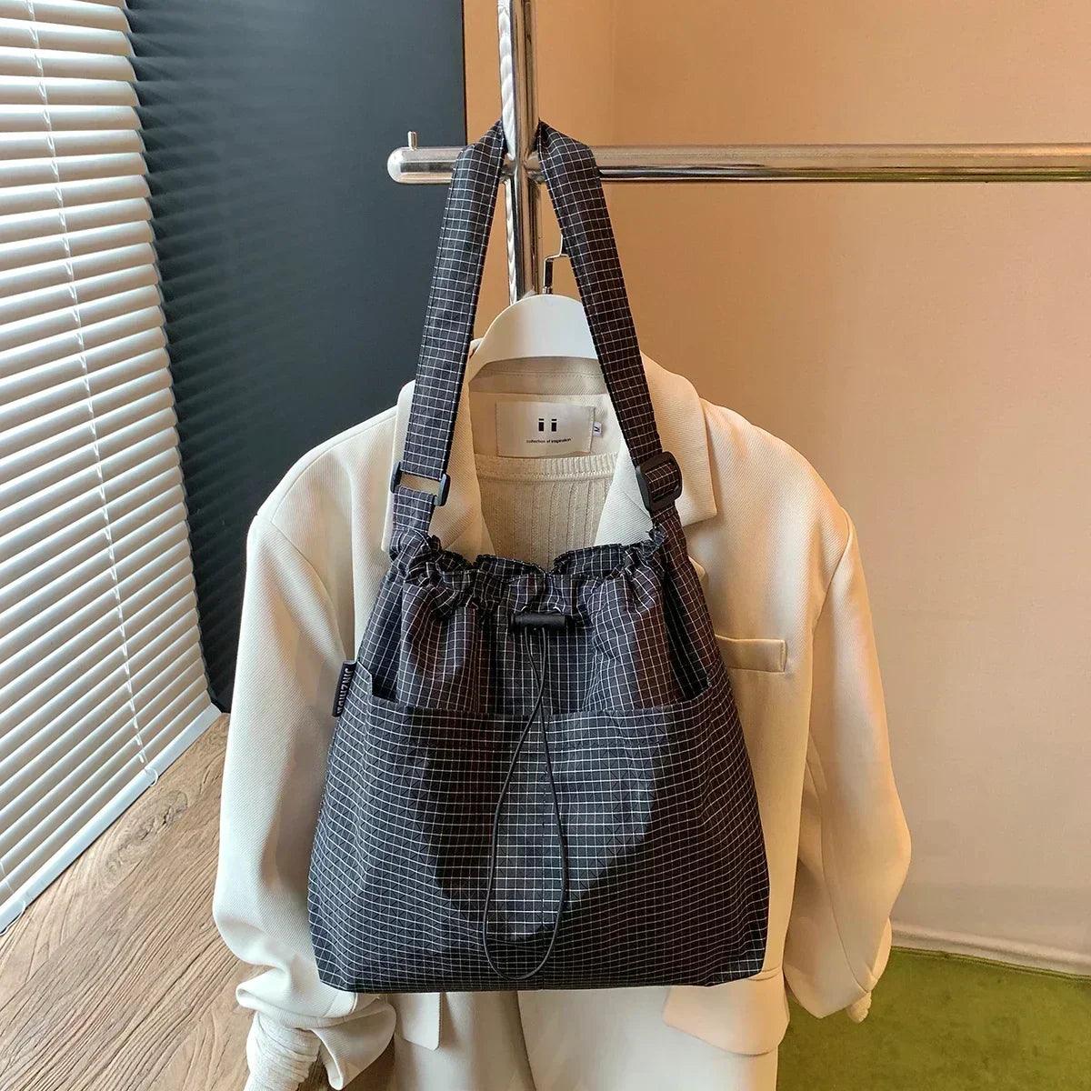 Handbags for women. Leisure big bag female 2025 new fashion cloth shoulder large capacity tote commuter messenger