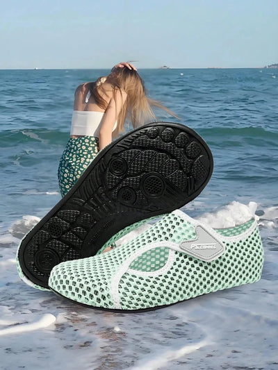 Wide versionoutdoor water shoes Comfortable quick drying beach socks Barefoot shoes Men women Swimming sneakers Yoga casual shoe
