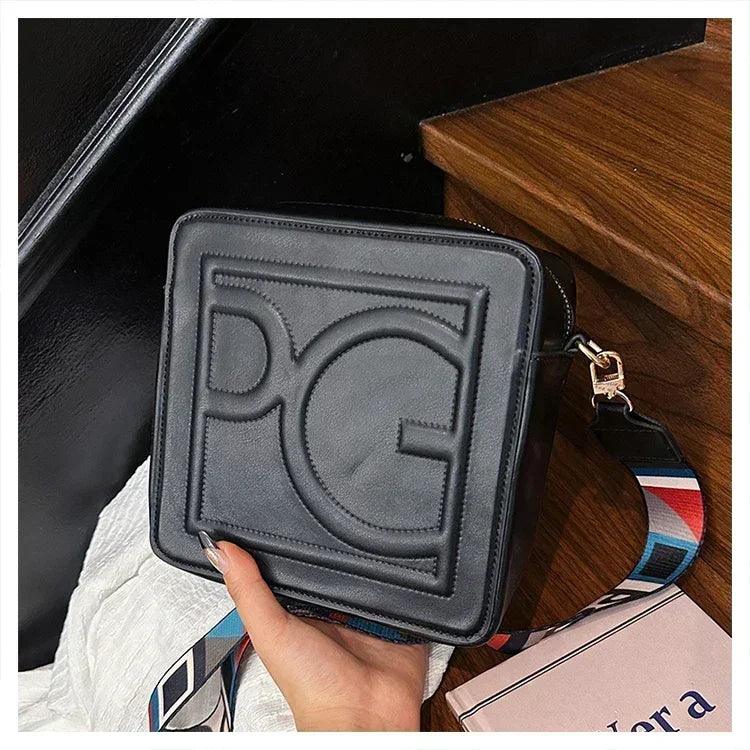 Classic designer shoulder bag for ladies - high-quality leather handbags versatile tote bags & chic crossbody