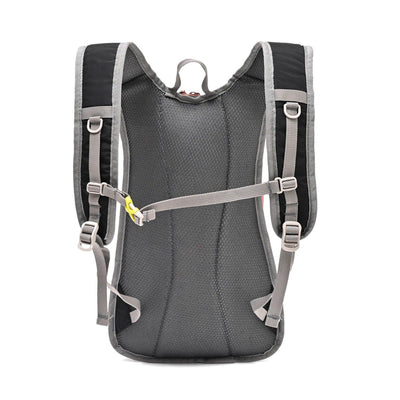 Multifunctional backpack suitable for hiking, mountaineering, and off-road cycling - featuring adjustable shoulder straps and ch