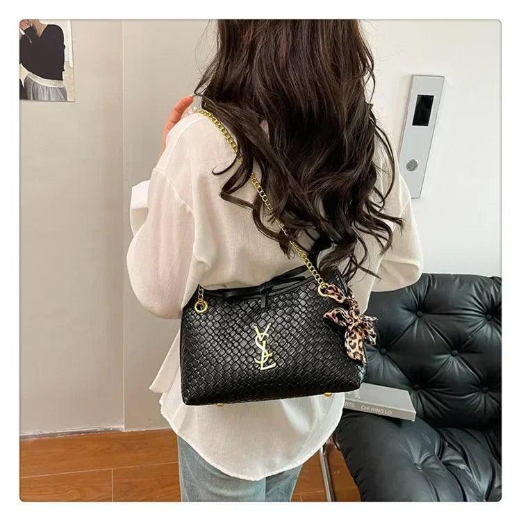 Famous designer women’s handbag in soft leather elegant crossbody-bag with adjustable strap classic luxury style