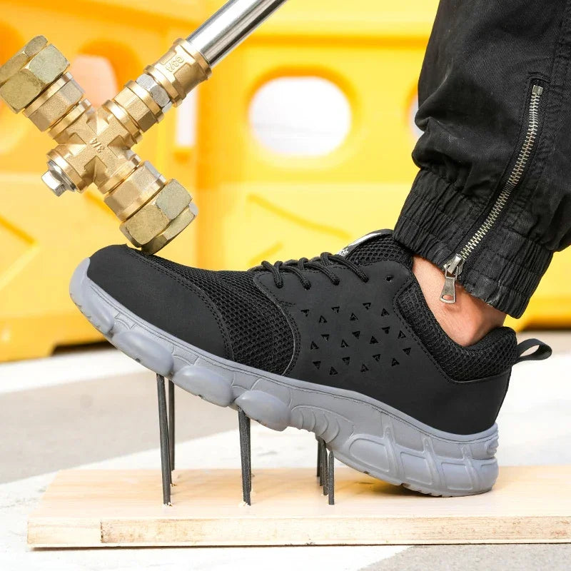 Men's Safety Shoes Comfortable Non-Slip Work Shoes Lightweight Breathable Safety Toe Casual Sneakers for Construction Site Black