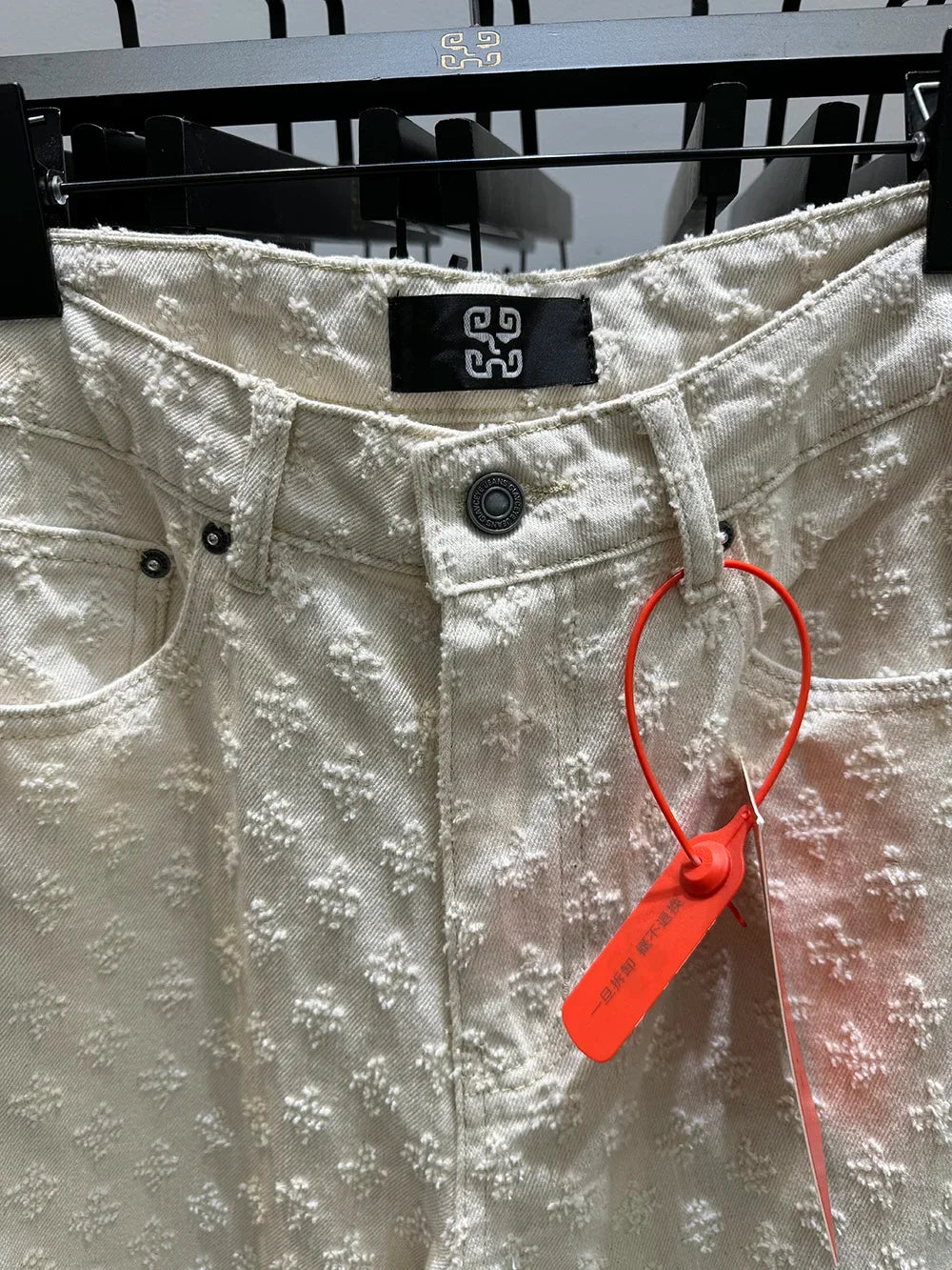 European Designer Jeans Men Ripped Holes Washed Baggy Pants New Fall Straight Fit Wide Leg Bottoms