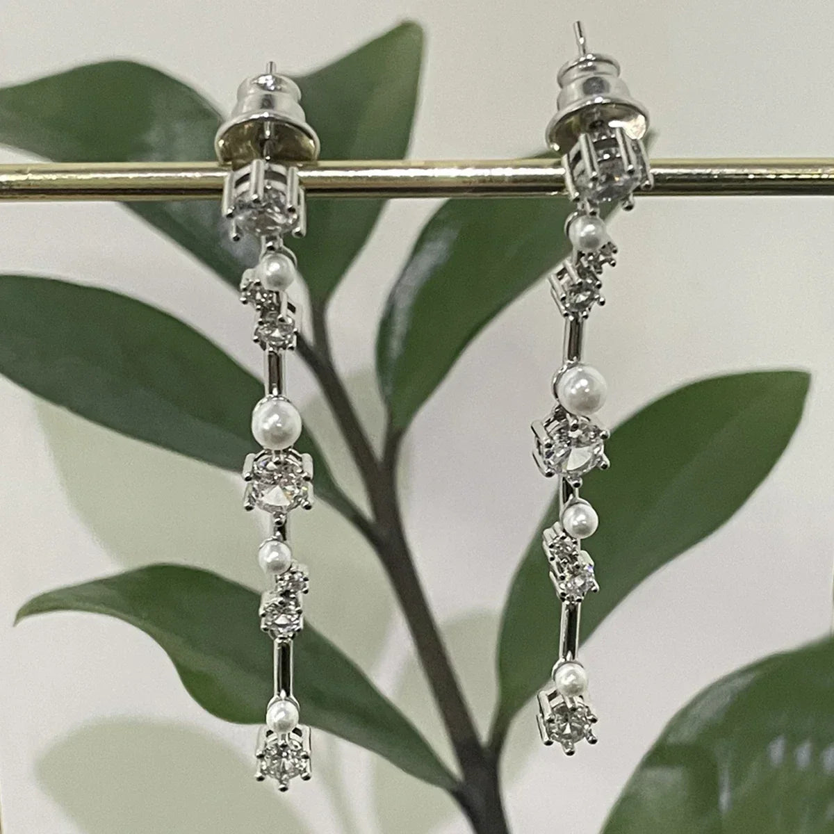 2025 New Trend Fine Jewelry Sets Charming White Geometric Crystal Fashion Pearl Necklace Ring Earrings Romantic Gift for Women