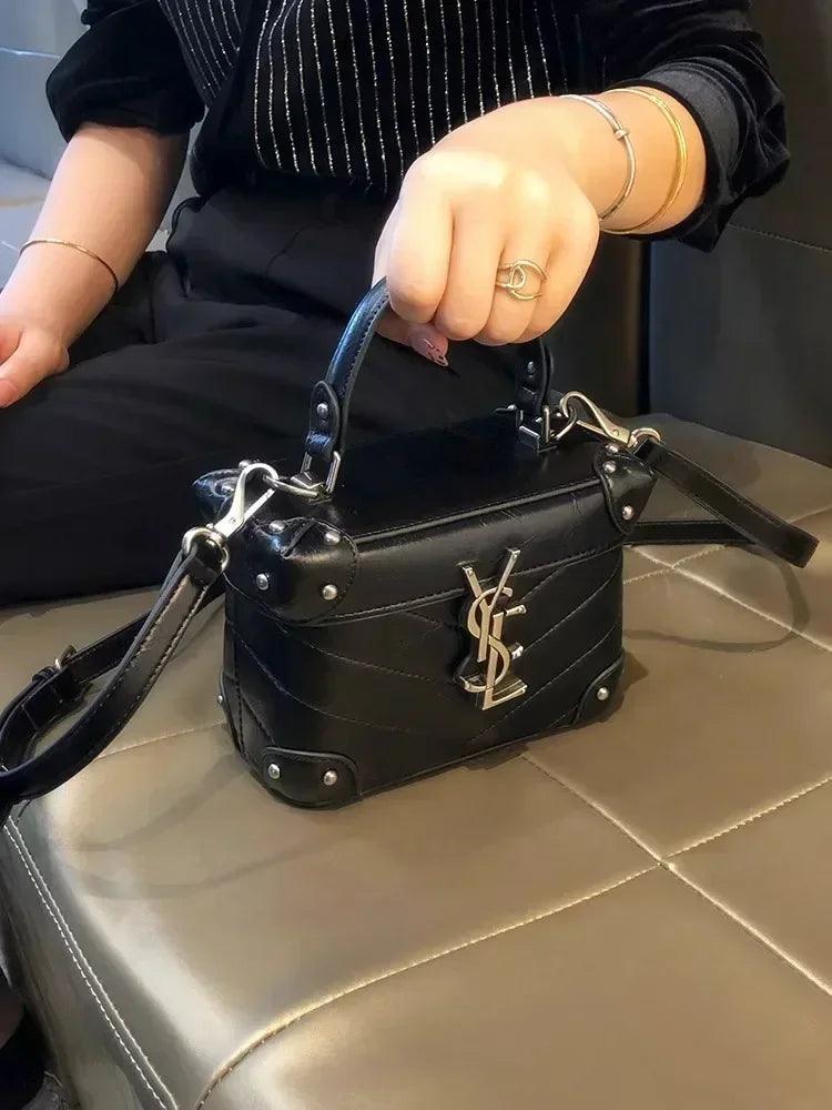 Popular and elegant women’s crossbody bag handbags messenger in premium leather by designer
