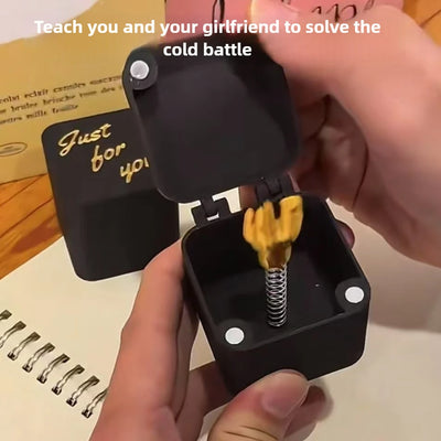 Desk Decoration Christmas Supplies Fun Gag Gifts Surprise Gift Box Toys Middle Finger in the Box Accessories Crafts Decor