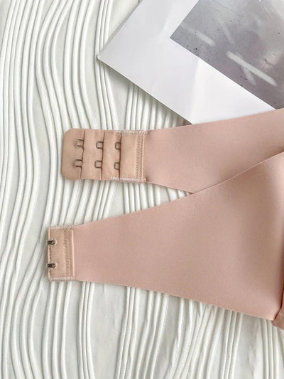 Strapless bras, wire-free and padding-free bras