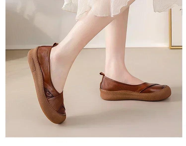 Authentic anti skid slip on leather flat shoes ladies shallow loafers woman comfy soft moccasin