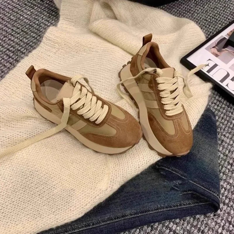 Women Sneakers Fashion Designer Platform Shoe Height Increasing Casual Sport Shoes for Women Lace Up Vulcanize Shoes Tenis Mujer