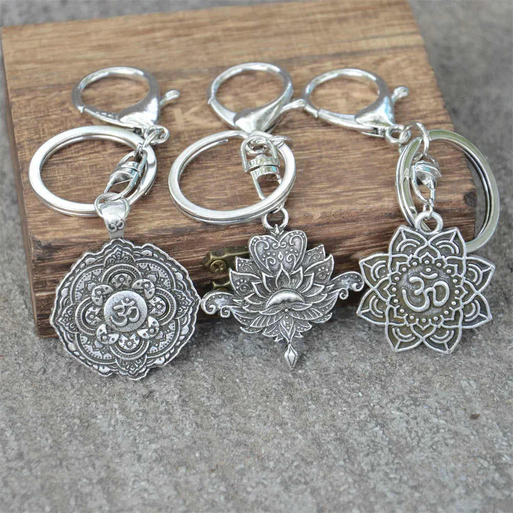 Nostalgia Mandala Yoga Keychain For Women Lotus Key Holder Accessories Buddhism Jewelry