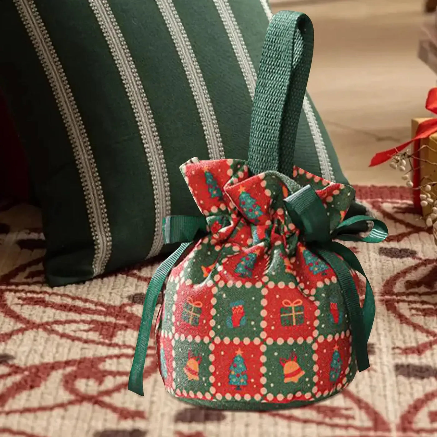 Christmas Gift Bag Candy Bags With Drawstrings Bow Cartoon Candy Packaging Box Party Supplies Linen Storage Bag Christmas decor