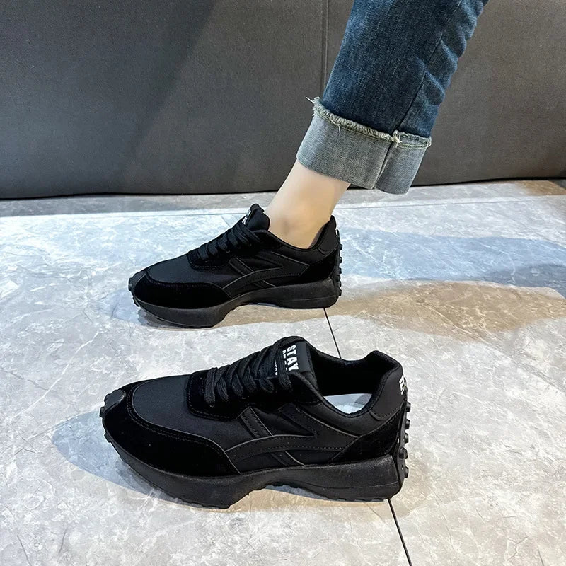 2025 Women Sneakers Platform Shoes New Fashion Leisure Light Anti-slip Black Running Shoe Fashion Designer Women Shoes