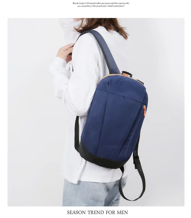 Mountaineering bag large capacity simple all-matching, fashionable, lightweight travel backpack, water splash resistant backpack