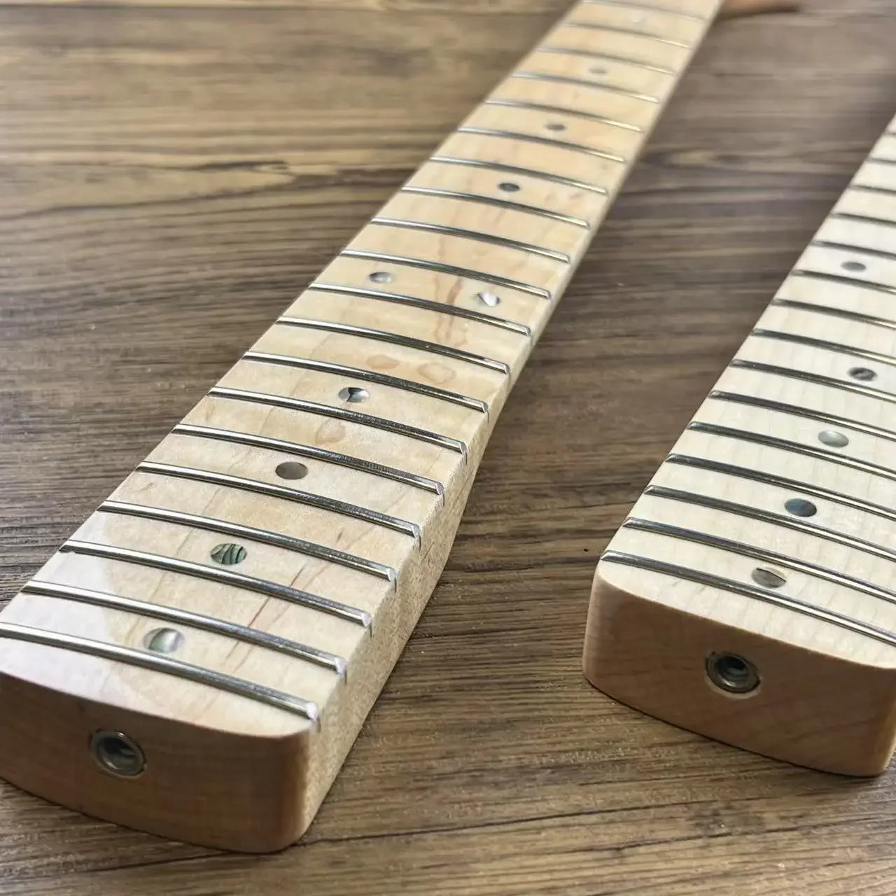 Guitar Neck ST Style 21-Fret  - Maple Fingerboard, Gloss Finish, Dual-Action Truss Rod