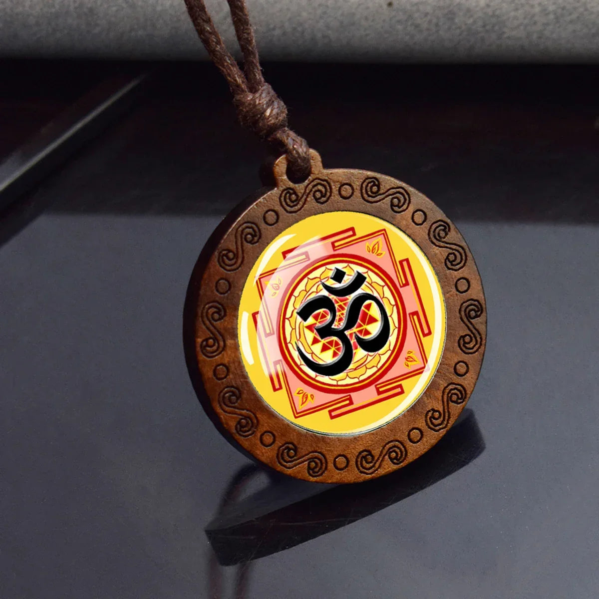 Hinduism Om Symbol Wood Glass Pendant Necklace Yoga Meditation Jewelry